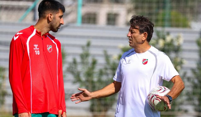 Karşıyaka'da Uysal'dan taraftara söz!