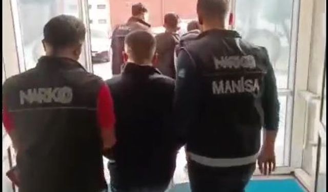 Manisa’da 225 bin 960 sentetik ecza ele geçirildi: 2 tutuklama