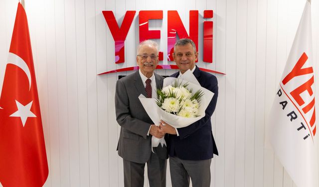 Murat Karayalçın, Yeni Parti’ye üye oldu