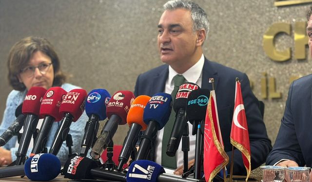 CHP’li Sarı’dan “Cemil Tugay” tepkisi: Özel, İzmir’den özür dileyecek!
