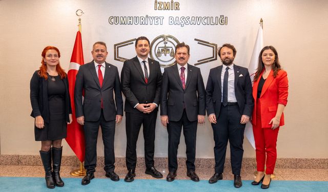 İzmir Barosu’nda yeni yönetimden Yeldan’a ilk ziyaret