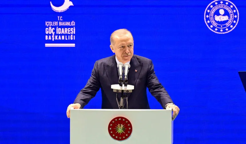 Erdoğan, Türkiye'deki göçmen sayısını açıkladı!