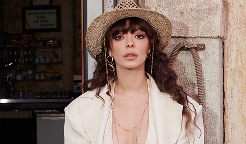 Selin Şekerci korkunç bir hastalık sürecinden geçtiğini açıkladı
