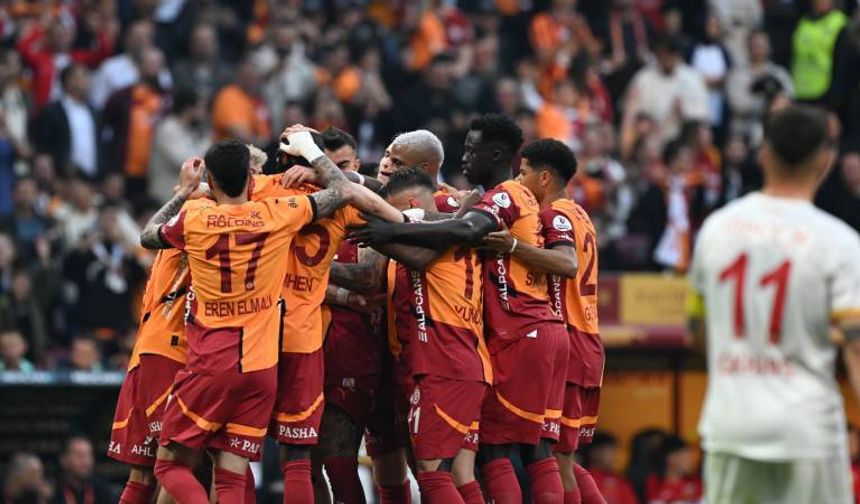 Galatasaray'a 1,5 milyar TL'lik dev gelir