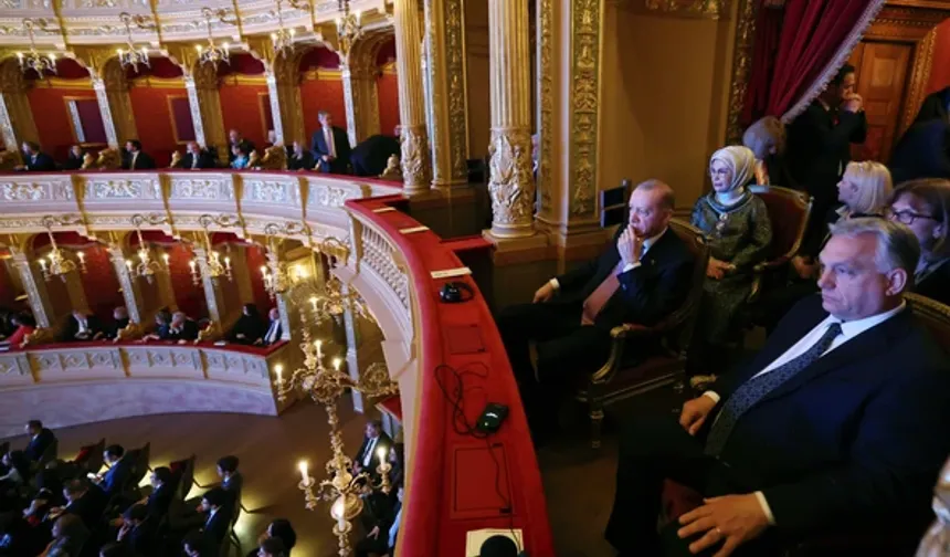 Erdoğan, Macaristan Başbakanı Orban ile kültürel programa katıldı