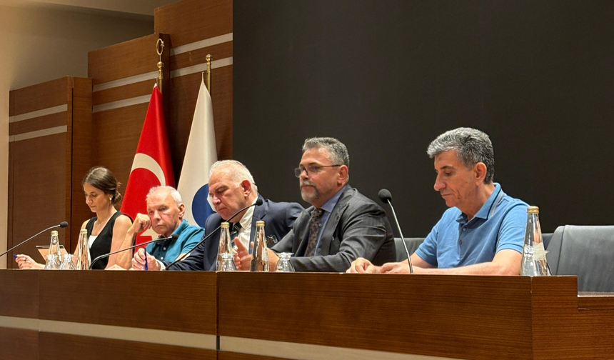 İzmir'de OSB'lerden ortak toplantı: Bölgesel kalkınma ve iş birliği vurgusu!