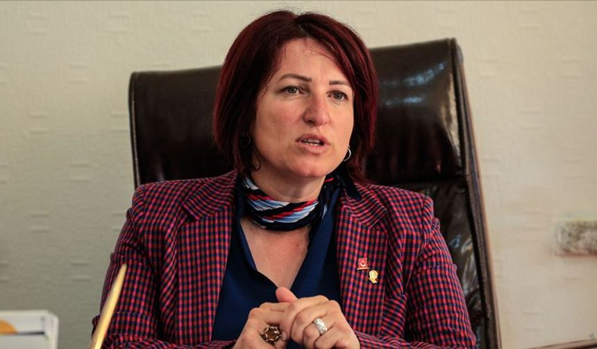 Başkan Erdoğan mali durumu anlattı: Maaş ödeyebiliyorum ama yatırım yapamıyoruz!