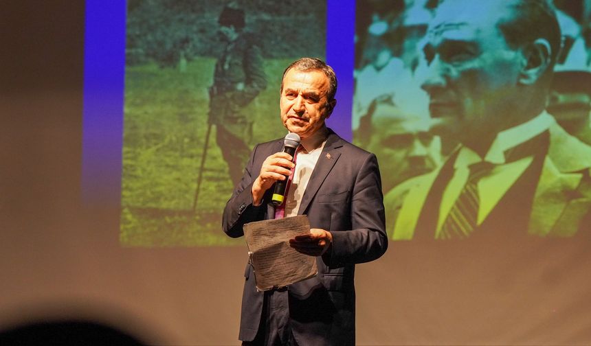 Naim Babüroğlu: Atatürk ve Cumhuriyet mucizedir