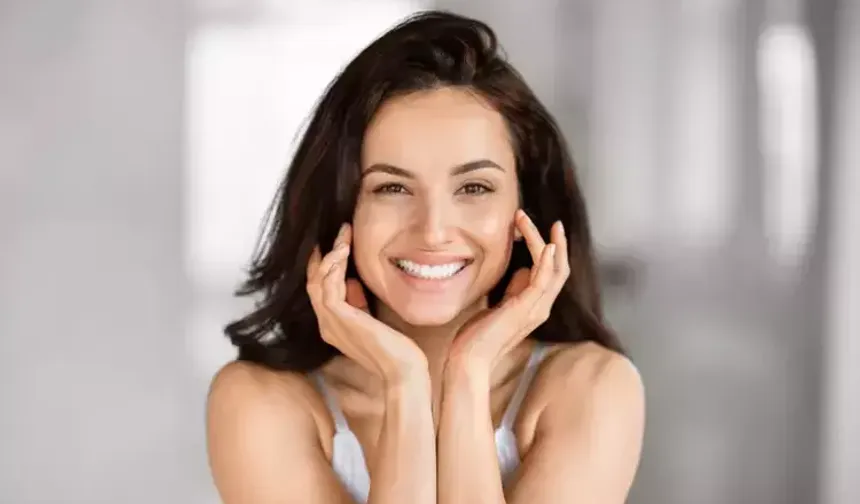 Yüz yağlarını eritiyor: Yüzden kilo vermenin en kolay yolu!