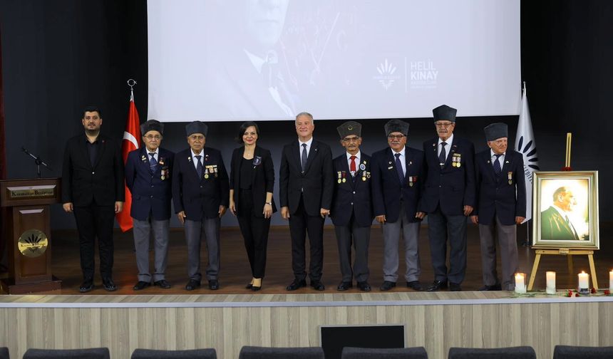 Karabağlar'dan duygu dolu 10 Kasım söyleşisi
