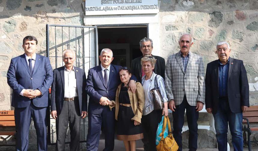 “Hayırlı Günler Komşum” raporu: MHP İzmir’den 1100 toplantı!