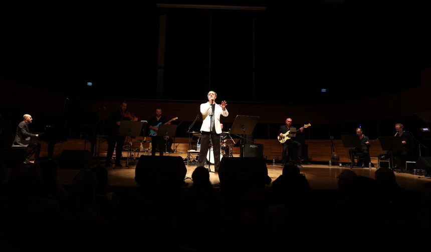 Cem Karaca unutulmaz şarkılarıyla hatırlandı