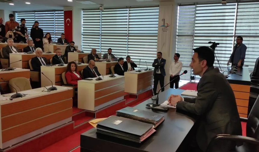 Bayraklı Meclisinde ABB Başkanı'nın vaadi gündeme geldi: Mansur Yavaş sözünü tutsun!