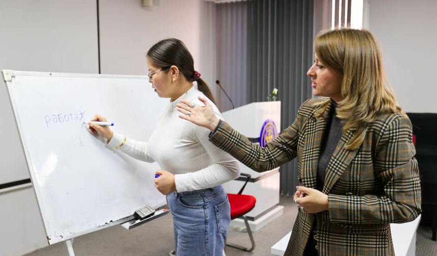 Buca’da Rusça zamanı!