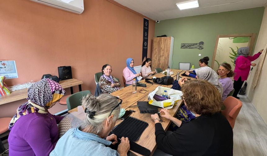 Aydın Büyükşehir Belediyesi Kadın Yaşam Atölyesi hizmete açıldı