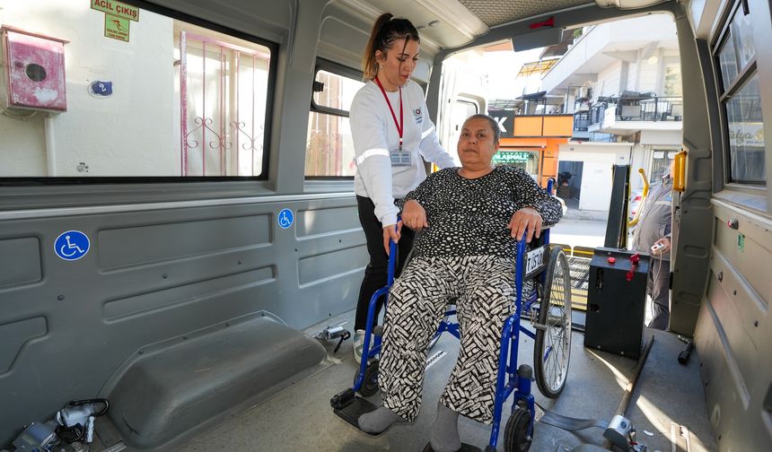 Gaziemir'de engelsiz ulaşım hizmeti
