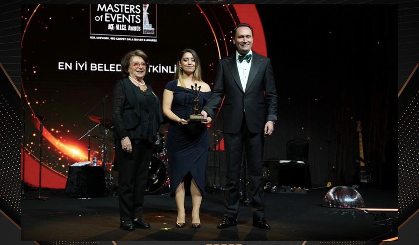 Alaçatı Ot Festivali'ne 'En İyi Belediye Etkinliği' ödülü