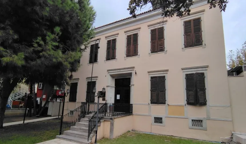 Karşıyaka ve Büyükşehir’i karşı karşıya getirmişti: Latife Hanım Köşkü için Valilik hamlesi!