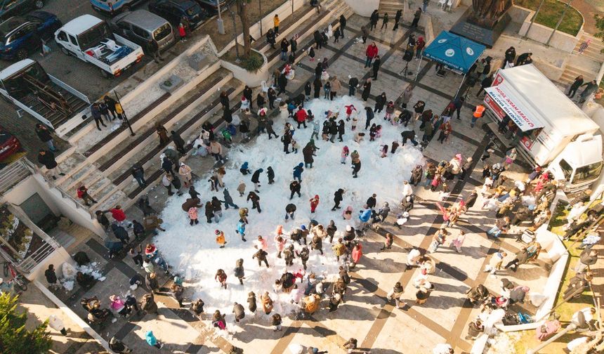 Balçova’da kar şenliği coşkusu!