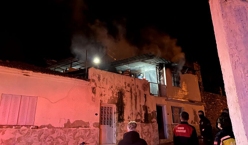 İzmir'de dehşet: Yaşlı kadın alevlerin arasında can verdi
