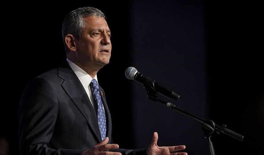 Özgür Özel'den Çerçioğlu çıkışı: Fatura önüne konulunca koşa koşa AK Parti'ye gitti!