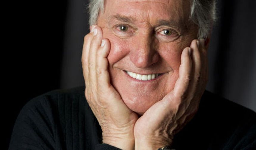 Ünlü müzisyen Neil Sedaka hayatını kaybetti
