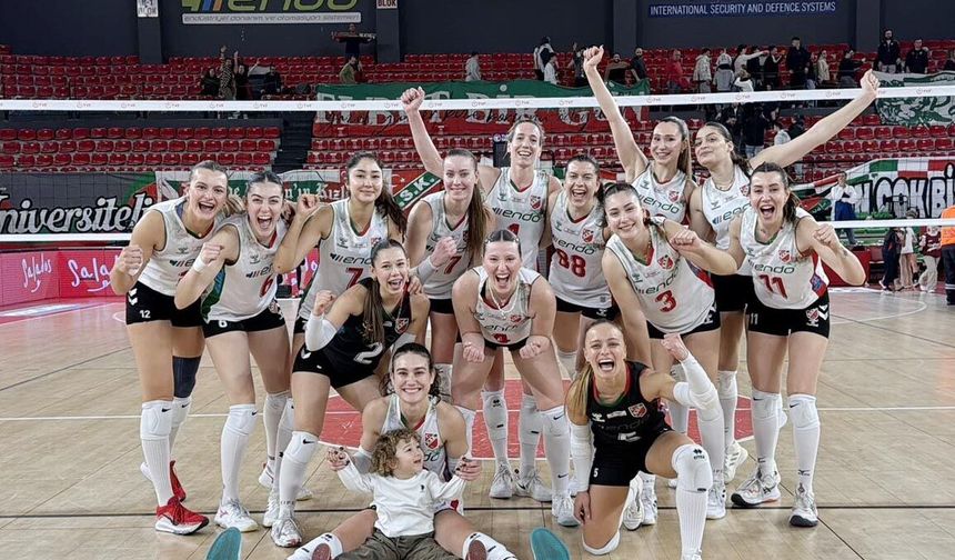 Karşıyaka filede Denizli'ye konuk