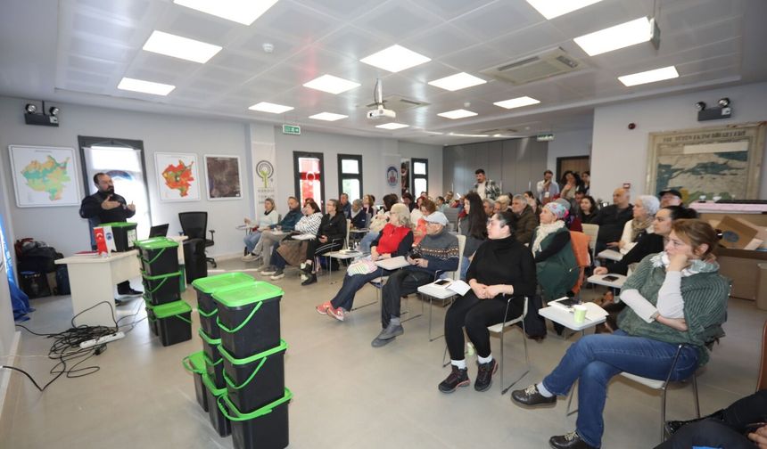 Selçuk’ta kompost eğitimine yoğun ilgi