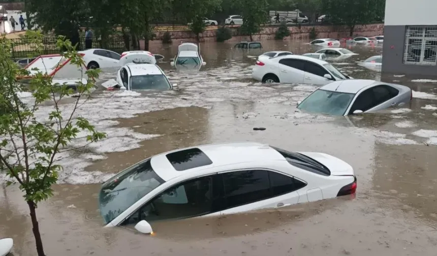 Sel vurdu, sanayi doldu… Kasko yoksa masraf 40 bin TL!