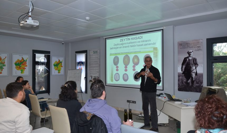 Toprak Okulu’nda zeytinyağı tadım etkinliği yoğun ilgi gördü
