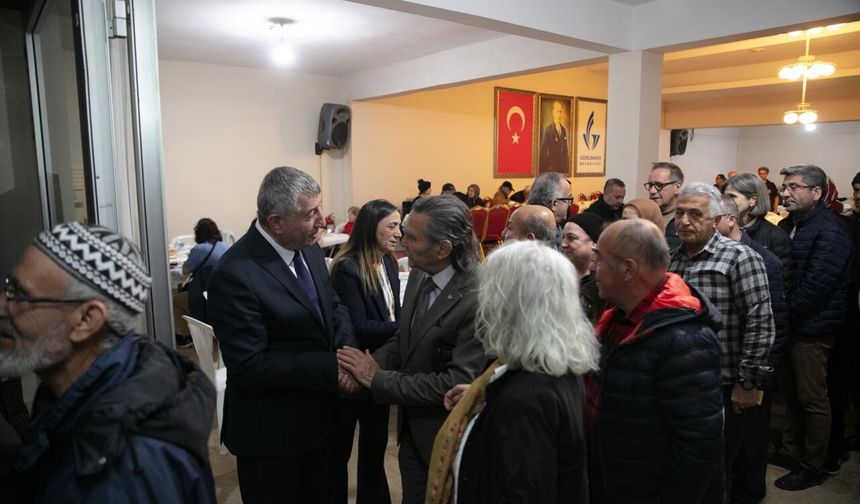 Güzelbahçe'de iftar sonrası bayramlaşma sevinci