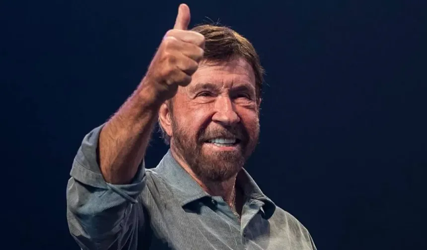 Efsanevi aktör Chuck Norris hayatını kaybetti!