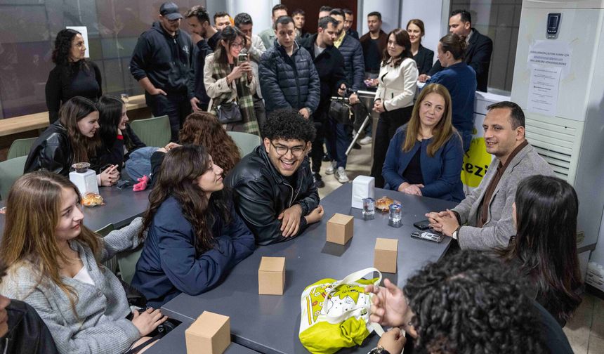 Bornova’da gençler aynı sofrada buluştu