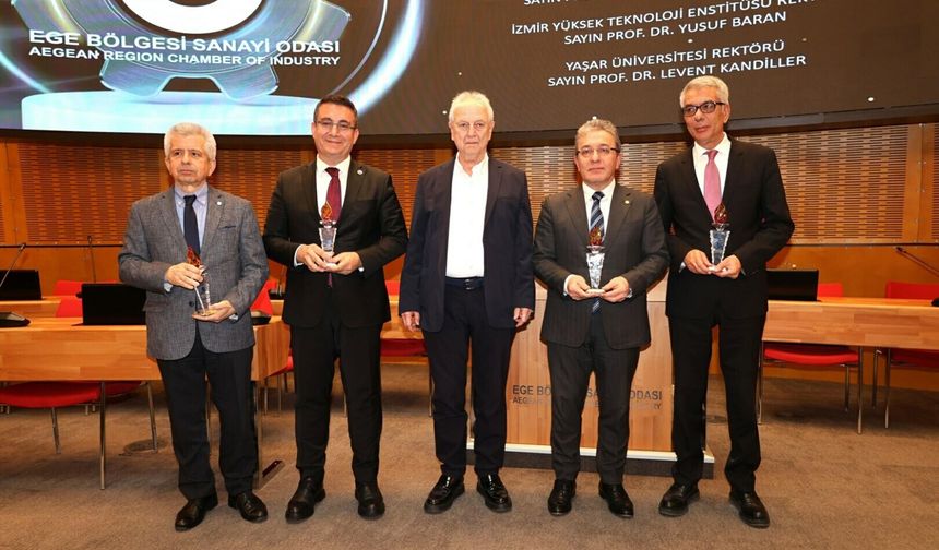 EBSO'dan İEÜ'ye 5 ödül