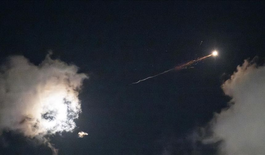 Suudi Arabistan, petrol sahasına yönelik saldırıların engellendiğini açıkladı