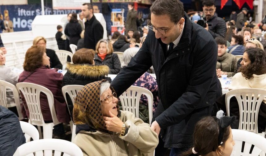 Balçova’da Kadir Gecesi dayanışma sofrası