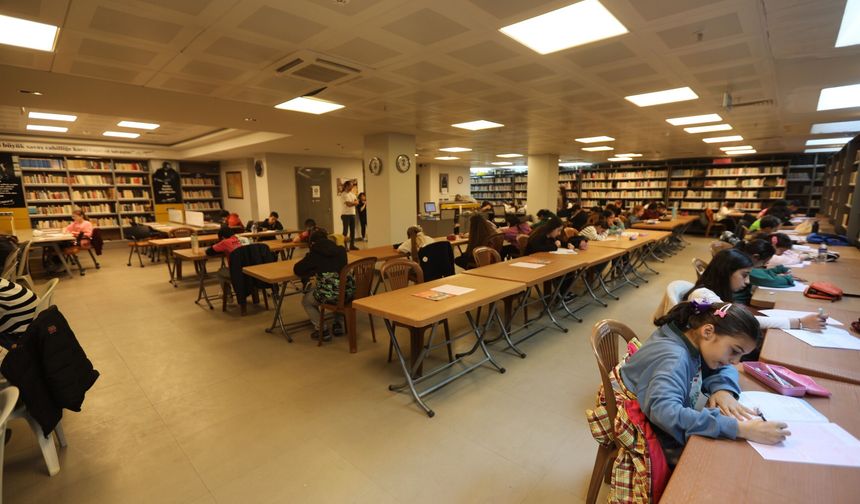 Selçuk’tan sınav yolundaki öğrencilere destek