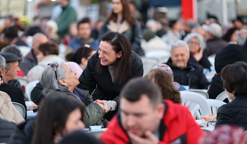 Selçuk’ta iftar sofrası dayanışma ile kuruldu!