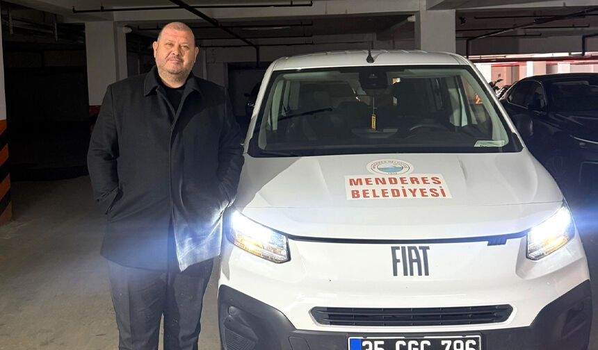 Başkan Çiçek’ten tasarruf hamlesi: Makam aracını bıraktı