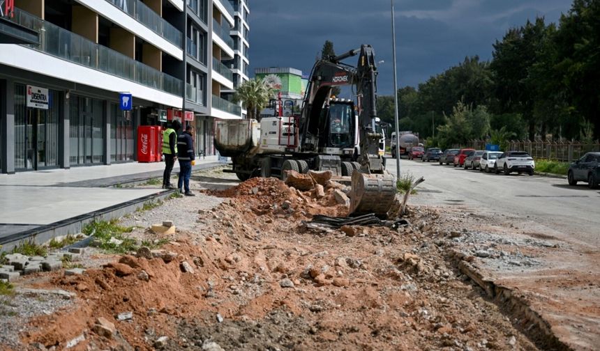 9 koldan eş zamanlı çalışma... Bornova’da yol seferberliği
