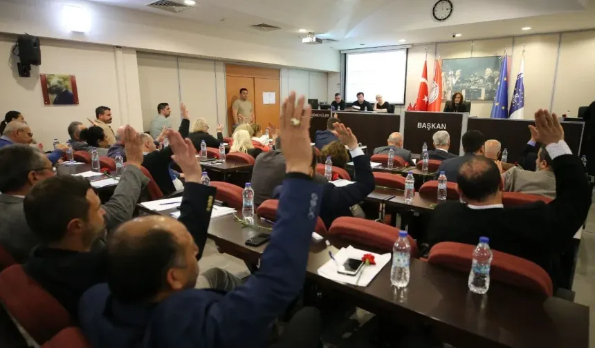 Karşıyaka’da faaliyete şerh: AK Parti ve CHP arasında ‘Tugay’ gerilimi!