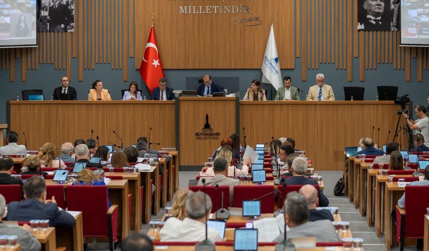 Egeşehir tartışması meclisi gerdi: AK Parti’den Özel’e “özür” çıkışı!