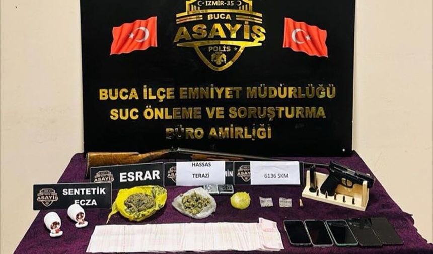 İzmir'de 'zehir' baskını: 5 gözaltı!