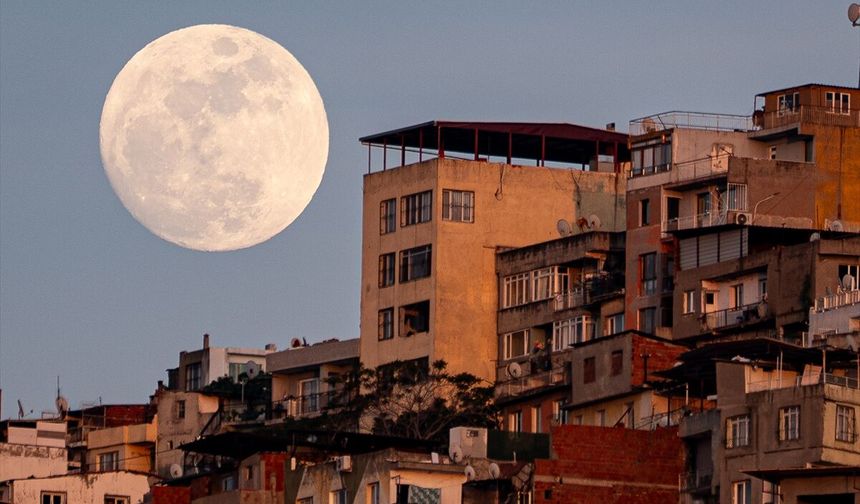 İzmir'de dolunay!