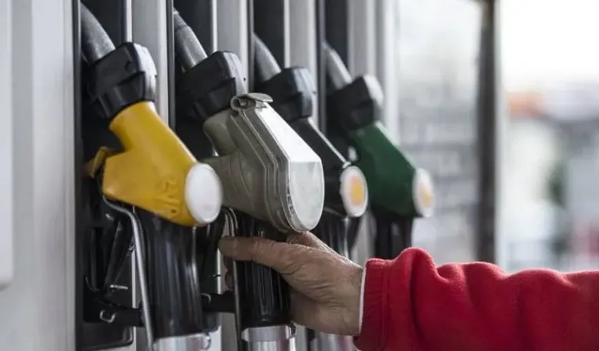 Gece yarısı bekleniyordu: Zam iptal edildi!