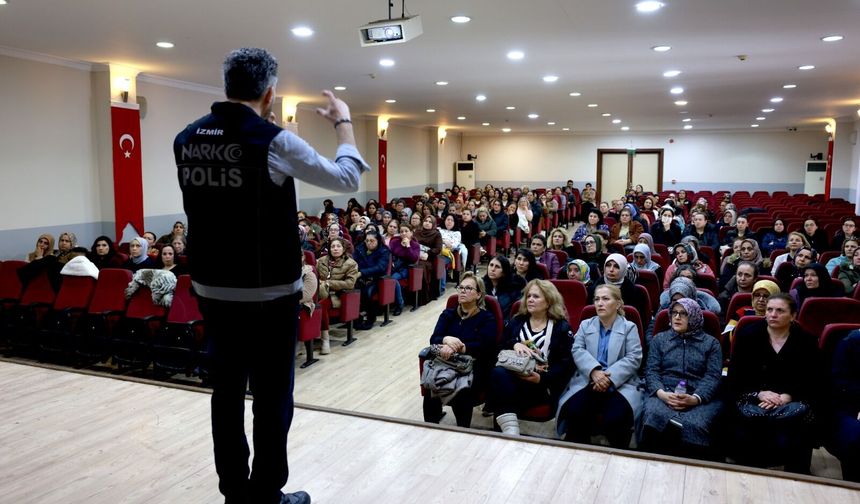 Bayraklı’da madde bağımlılığına karşı annelerle farkındalık eğitimi