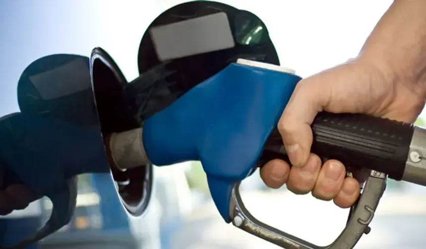 Araç sahipleri dikkat: Motorine indirim geliyor!