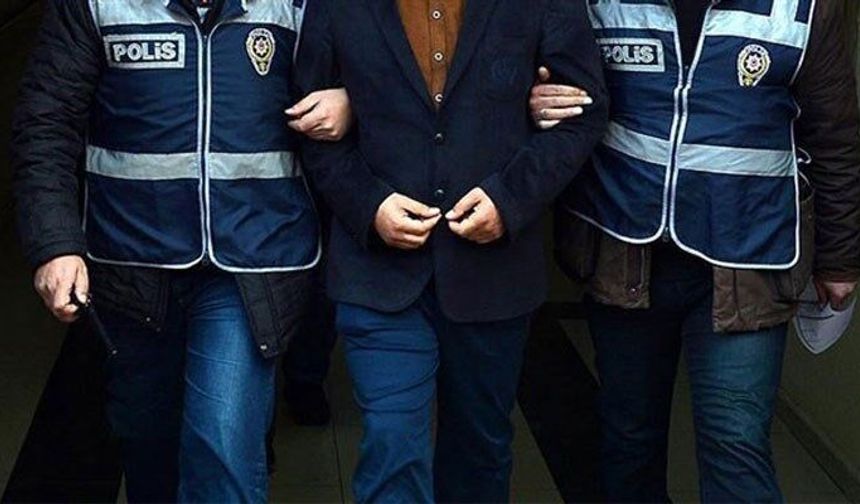 İzmir'de motosiklet ve otomobil hırsızı yakalandı!