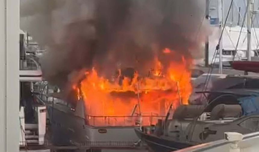 Eski kulüp başkanına ait motoryat, alev alev yandı!