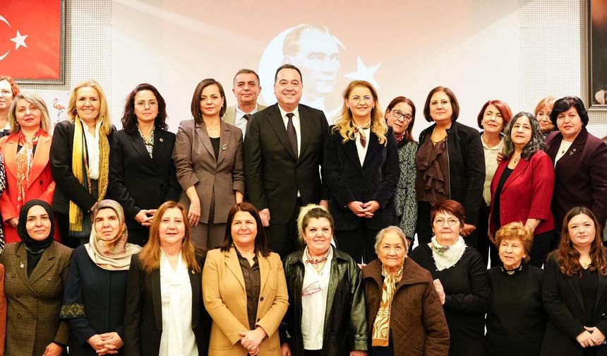 Kadın belediye başkanları Manisa’da buluştu